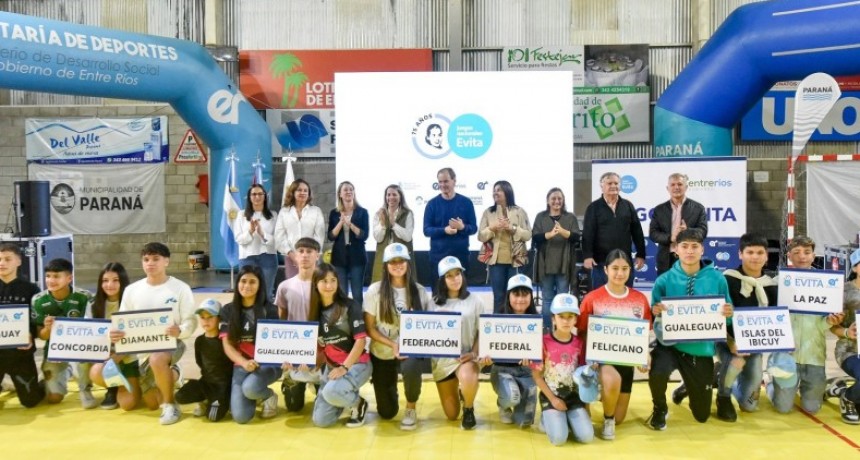 Bordet recibió a las delegaciones de los Juegos Evita en Paraná