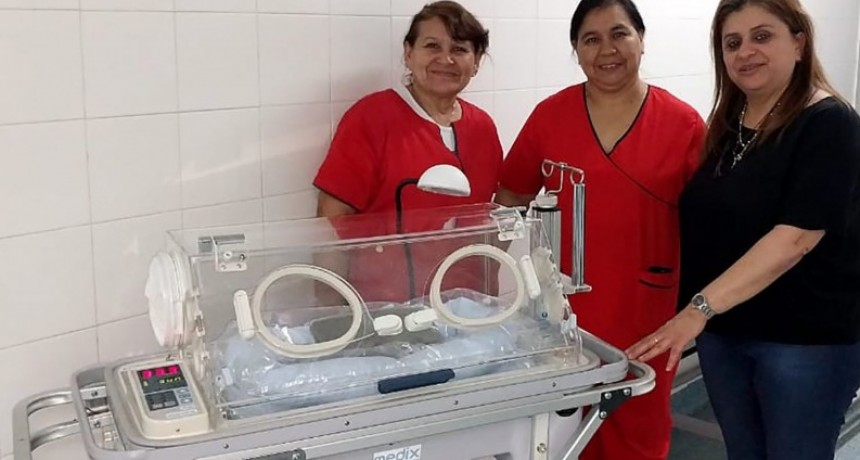Hospitales de María Grande y Federal recibieron incubadoras de transporte