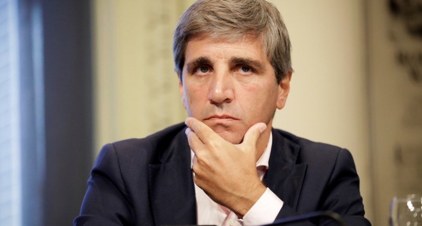               Luis Caputo renunció al Banco Central 