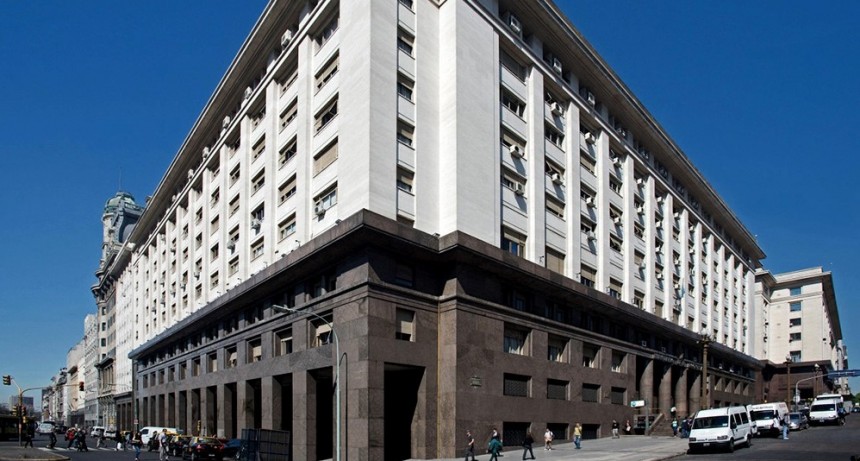 Al no incluir pagos al FMI, la prioridad del Presupuesto 2022 es un crecimiento económico inclusivo