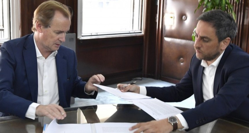 Bordet acordó con la Nación el aporte de material y maquinarias para la prevención y combate de incendios
