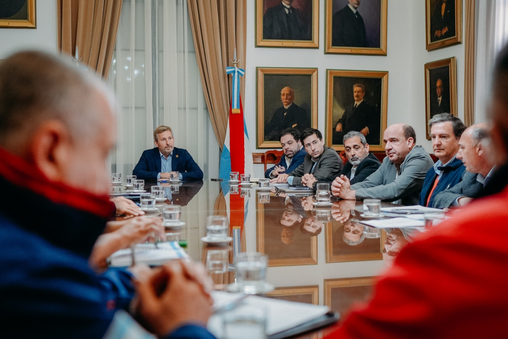 Conforman mesa de trabajo para la aplicación de la Ley de Bomberos Voluntarios