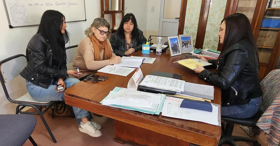 NANCY MIRANDA EN GESTION EN LA DEPARTAMENTAL DE ESCUELAS