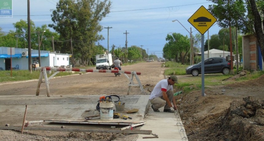 OBRA DE CORDÓN CUNETA EN CALLE PRESIDENTE PERÓN 