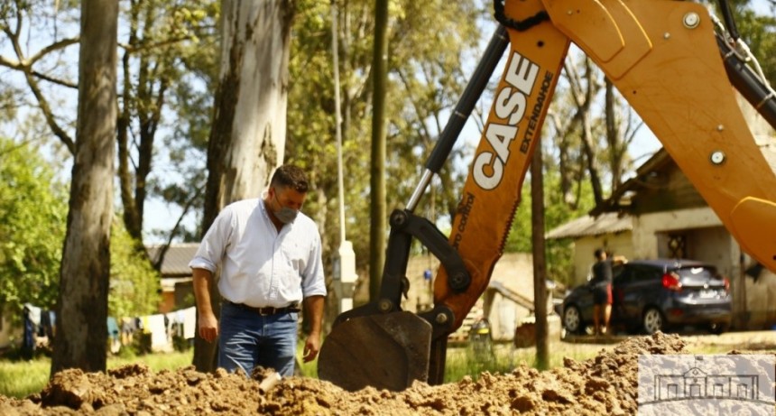 CONTINÚAN ADELANTE LAS OBRAS DE ENOHSA: REEMPLAZO, MEJORAMIENTO Y AMPLIACIÓN DEL SISTEMA CLOACAL EN EL EX BARRIO MILITAR DE FEDERAL