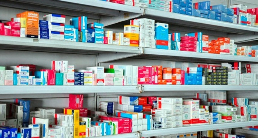 Desde el lunes deben comenzar a retrotraerse los precios de los medicamentos