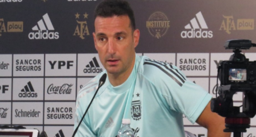 Scaloni definio que Messi sera titular contra Brasil en San Juan