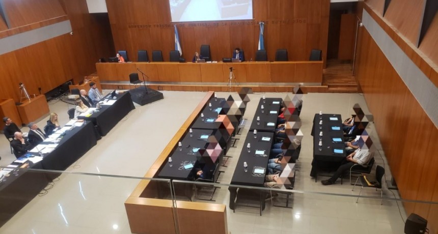 Robo a sala de juegos en Paraná: Jurado popular declaró culpables a los cuatro acusados
