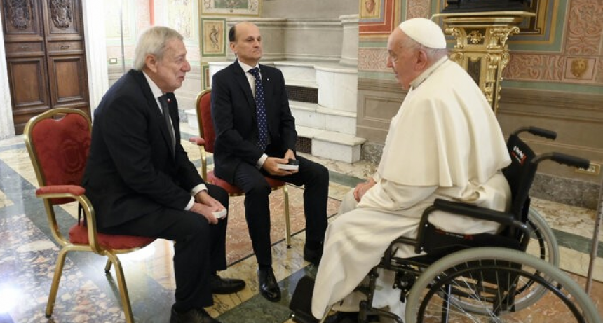 El faltazo argentino en Roma por los 40 años del tratado de paz con Chile.         Ninguneo oficial a la audiencia del Papa