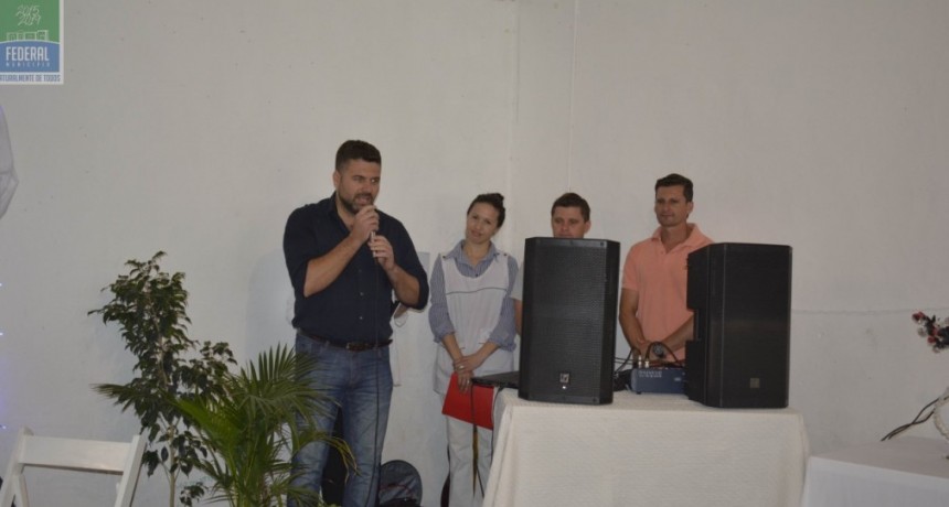 EL INTENDENTE CHAPINO PARTICIPÓ DE LA ENTREGA DE DIPLOMAS EN LA UNIDAD PENAL DE FEDERAL. 