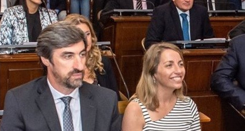 Stratta y Giano dispusieron congelamiento de salarios y dietas en la Legislatura entrerriana 