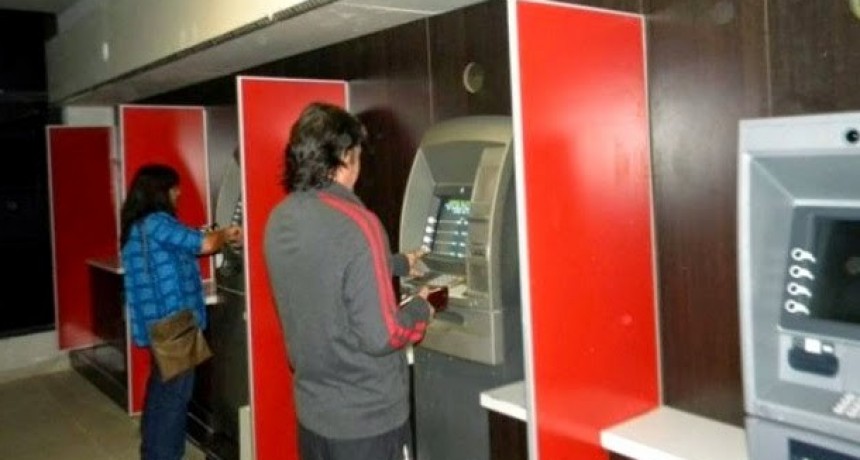Mañana jueves se inicia el pago de los haberes de diciembre a empleados y jubilados provinciales