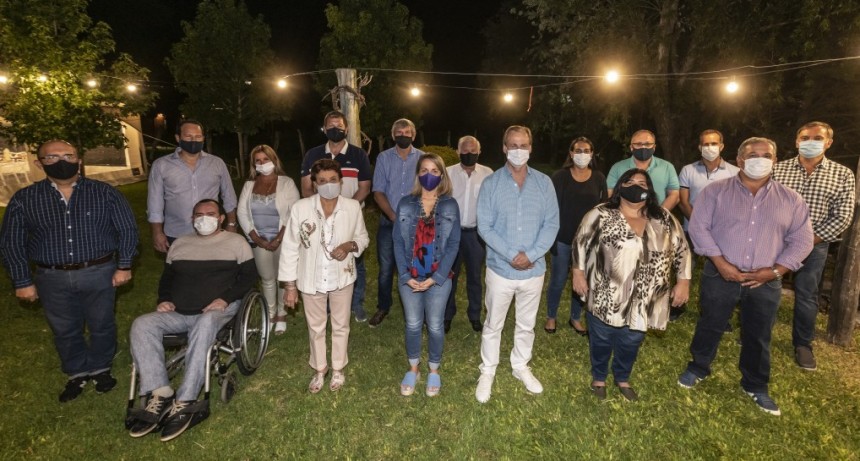 Bordet reunió a los bloques del oficialismo y realizó un balance del año legislativo