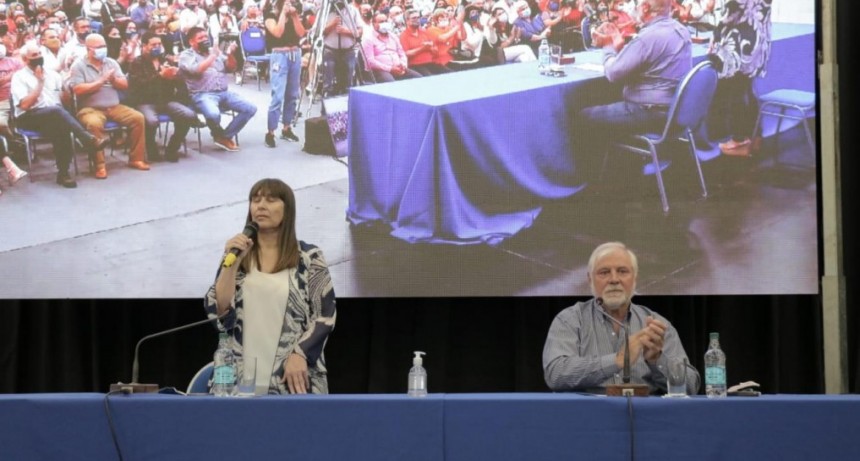Allende pidió que el Estado deje de ser “un botín de guerra” y que el PJ abra sus puertas