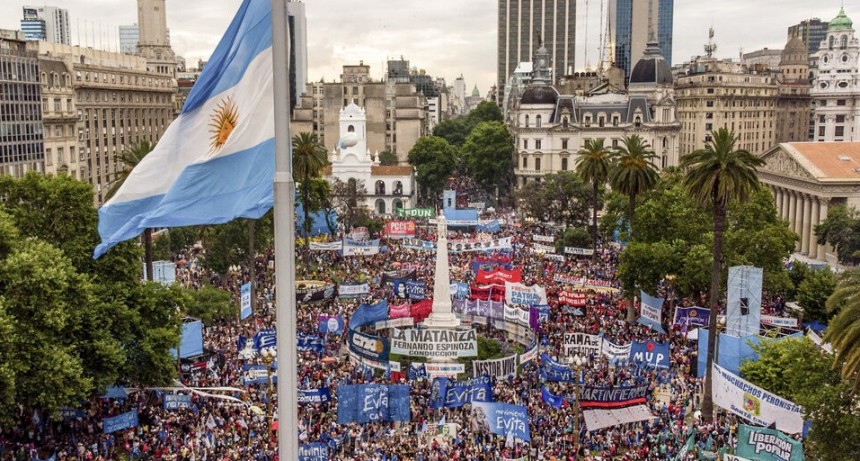 Con Lula y Mujica en el escenario. El diálogo entre Cristina Kirchner, Alberto Fernández y la multitud de Plaza de Mayo