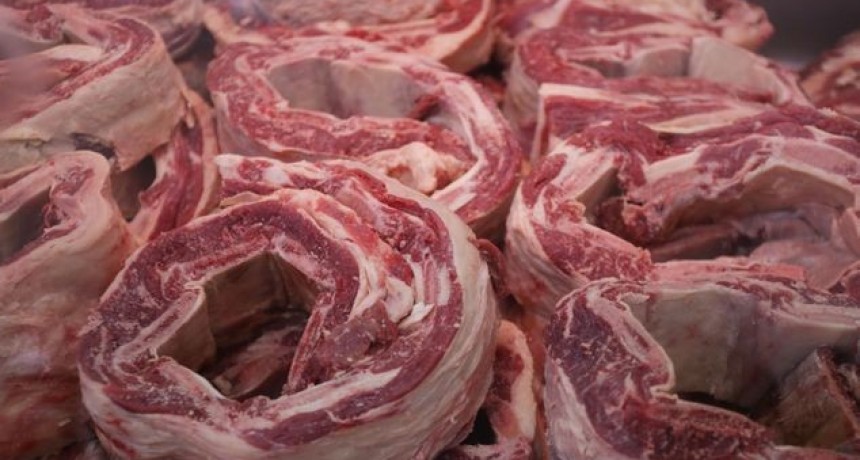 Carnes: acuerdo para comercializar cinco cortes para las fiestas