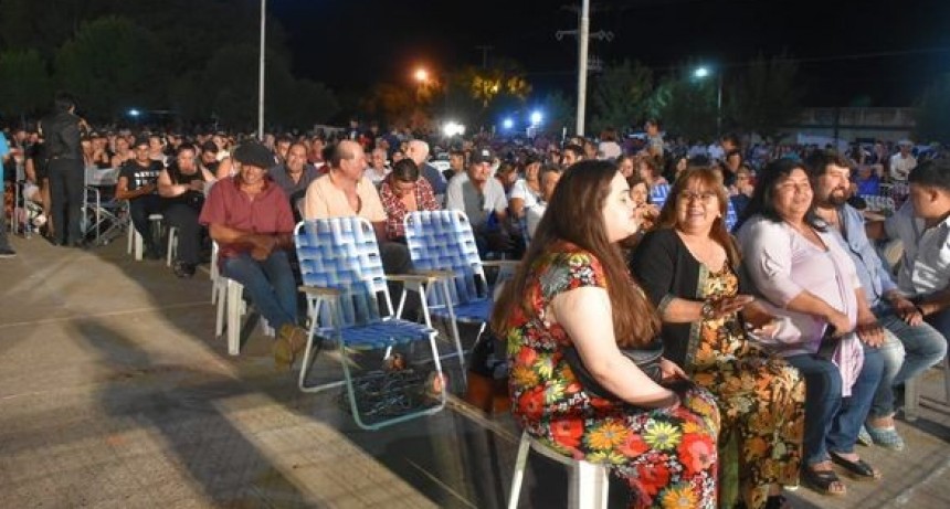MULTITUDINARIA PRESENCIA DISFRUTO DEL 12° FESTIVAL DE LA AMISTAD Y EL REENCUENTRO EN CONSCRIPTO BERNARDI